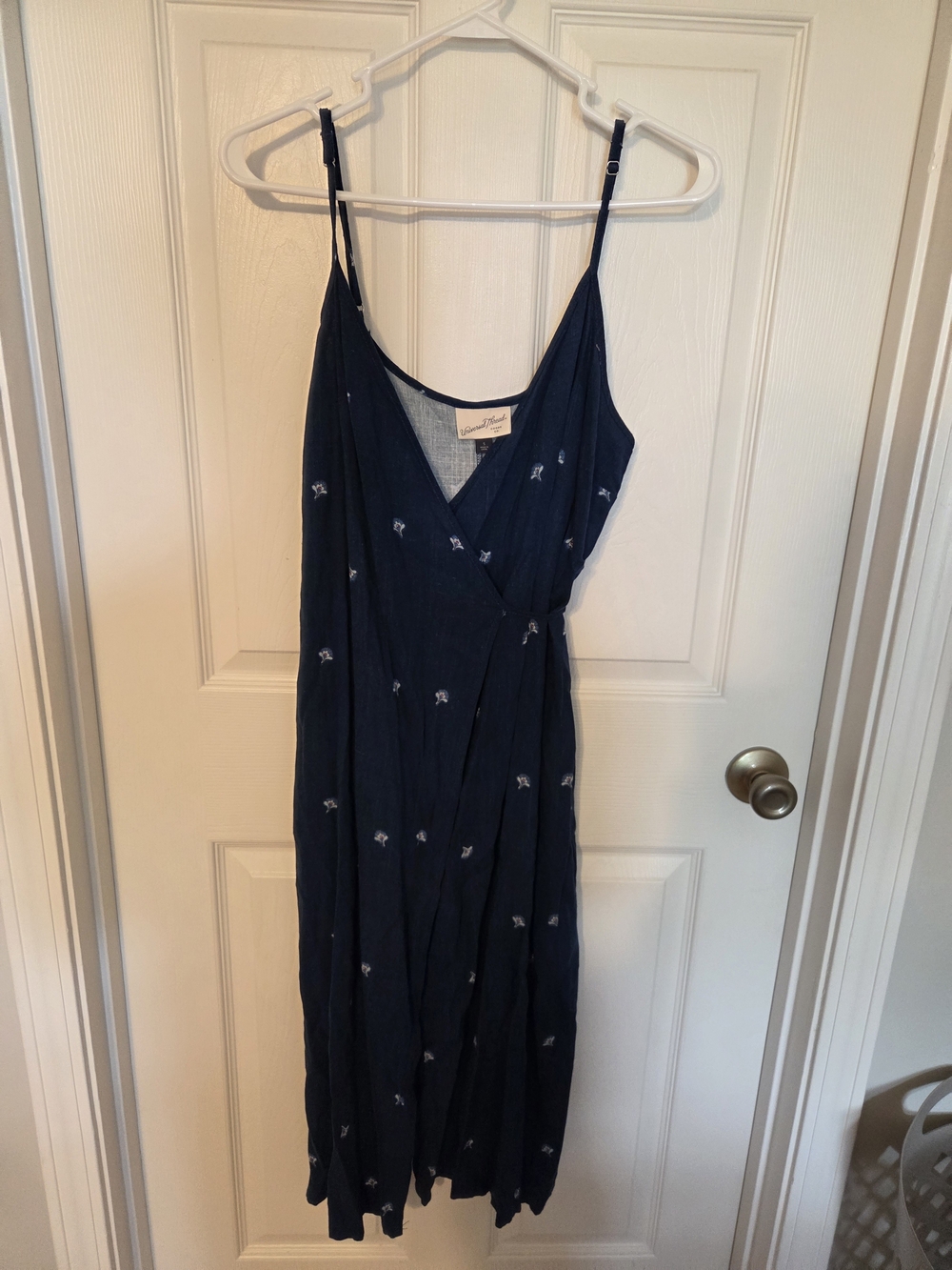 Universal Thread Navy Floral Spaghetti Strap Wrap Midi Dress